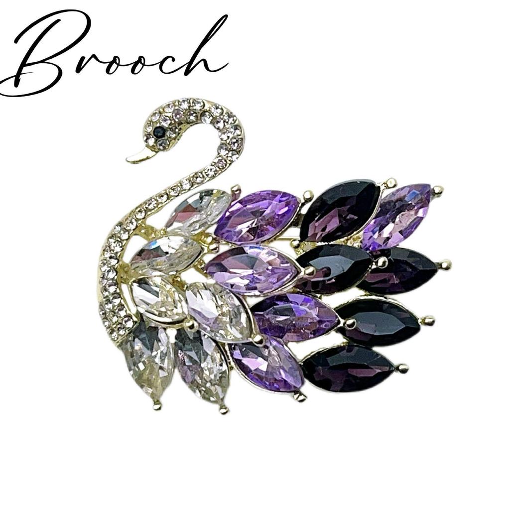 High-End Women's Brooch Collection: Butterfly, Camellia, Pearl Designs - Elegant Jewelry for Christmas & Men's Clothing Accessories