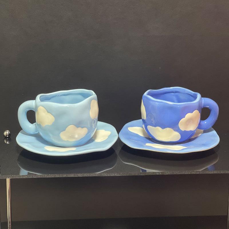 Japanese-Style Small Fresh Underglaze Hand-Painted Cloud Coffee Cup And Saucer High-Value Hand-Pinched Irregular Ceramic Cup And Saucer Set