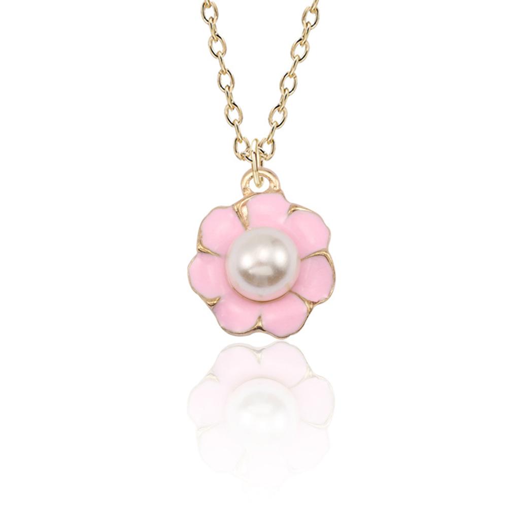 Women Delicate Seven-leaf Cartoon Flower Hanging Pendant Wear Decoration Necklace