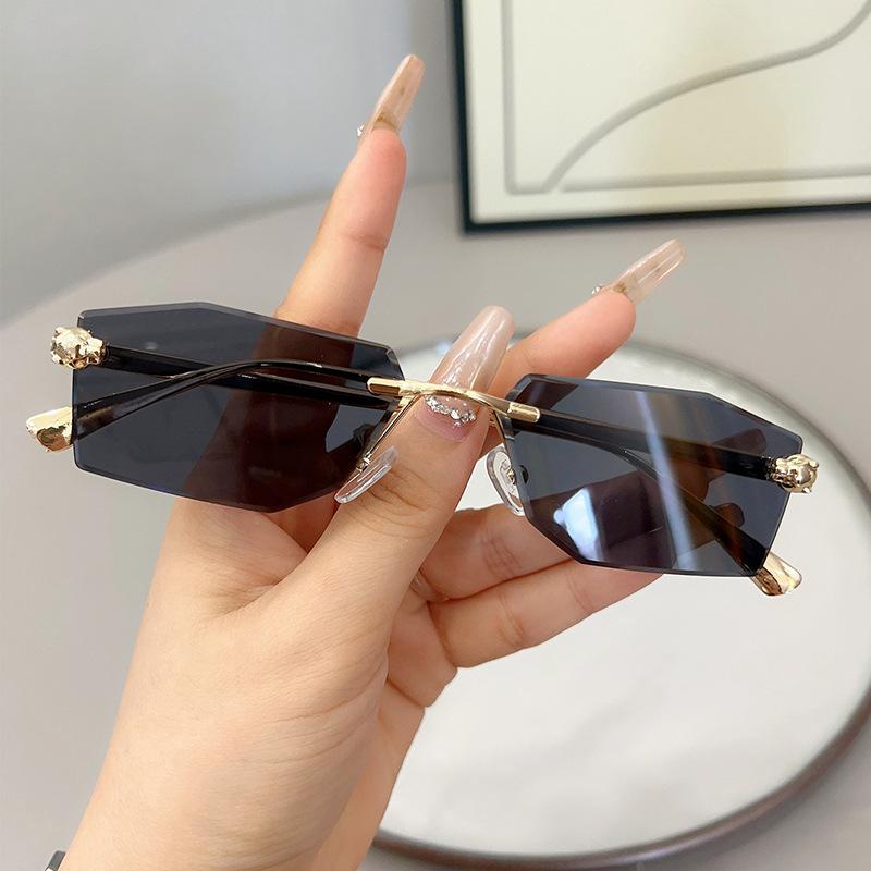 JYL TS Cat Eye Sunglasses Women UV Protection Pink Frame YH8061