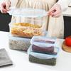 Пластиковый контейнер для хранения пищевых продуктов, пригодный для использования в микроволновой печи: Сохраняет свежесть и герметично закрывается для обеда и фруктов