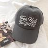 Spring and summer new large letter embroidered baseball hat for men and women couples outdoor versatile sunshade sunscreen cap