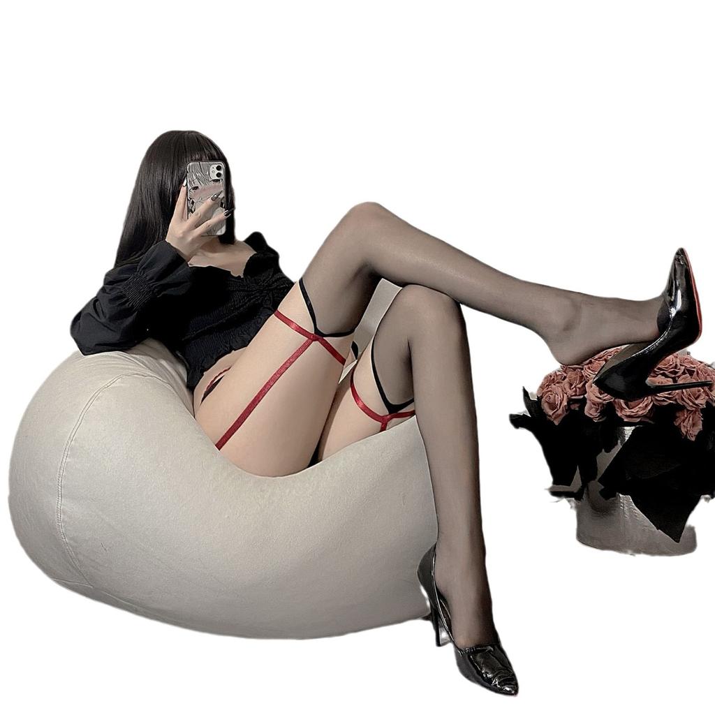 Sexy stockings 3D contrasting color integrated leg loop suspender stockings red edge west edge pants fleshy over the knee socks