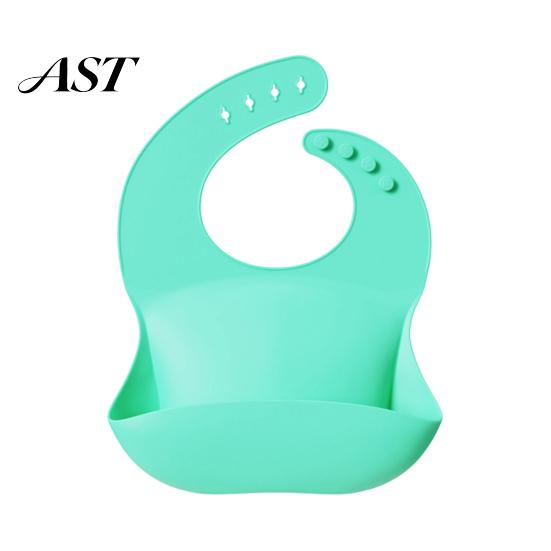Comfortable Bibs for Sensitive Skin Silicone Baby Bib, Waterproof Soft Adjustable Feeding Durable Large Pocket Catch Food Bib Babies And Toddlers