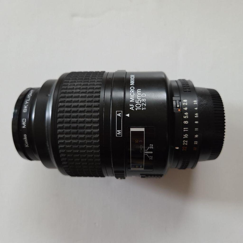 Used Nikon AF MICRO NIKKOR 105mm 1:2.8 D