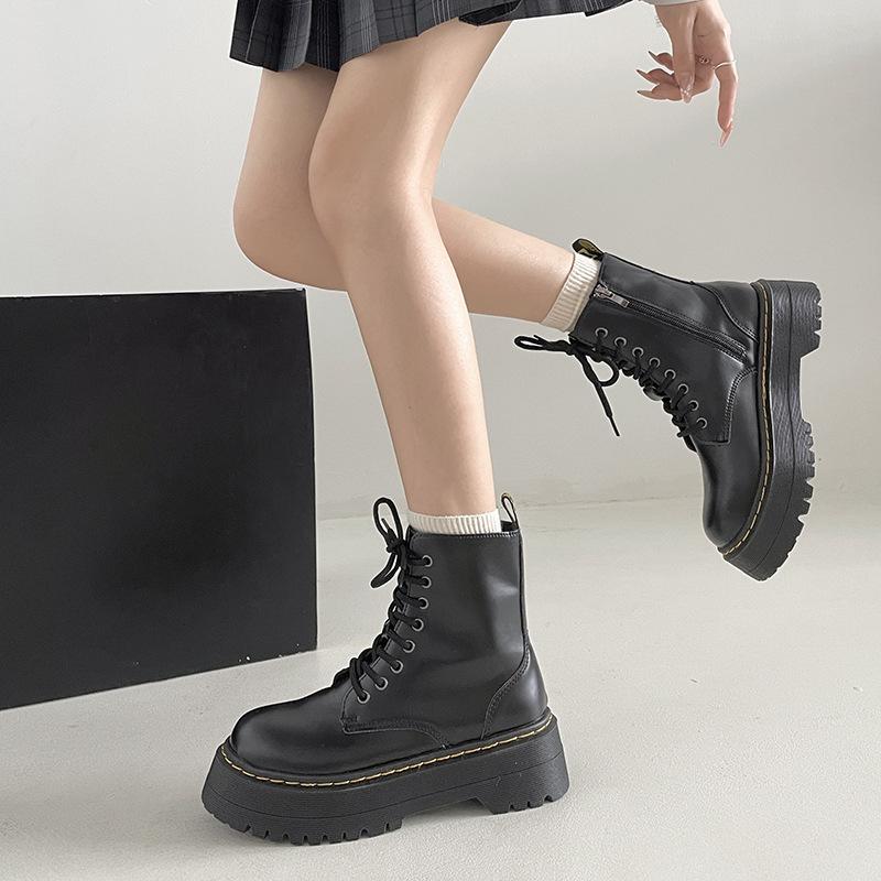 Ботинки Martin в стиле ретро черного цвета с толстым каблуком и толстой подошвой женские, новые весенне-осенние короткие тонкие ботинки в британском стиле 2025 года