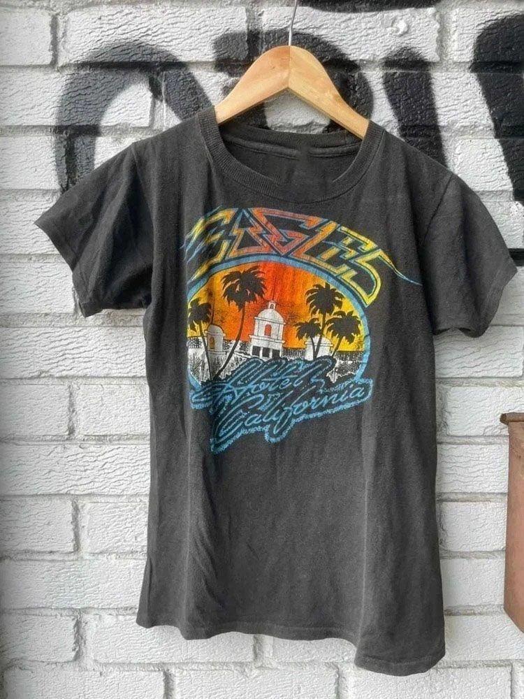 Vintage 80s Hotel California Y2k Eagles T-Shirt Rock Band Shirt Full Unisex T-Shirt