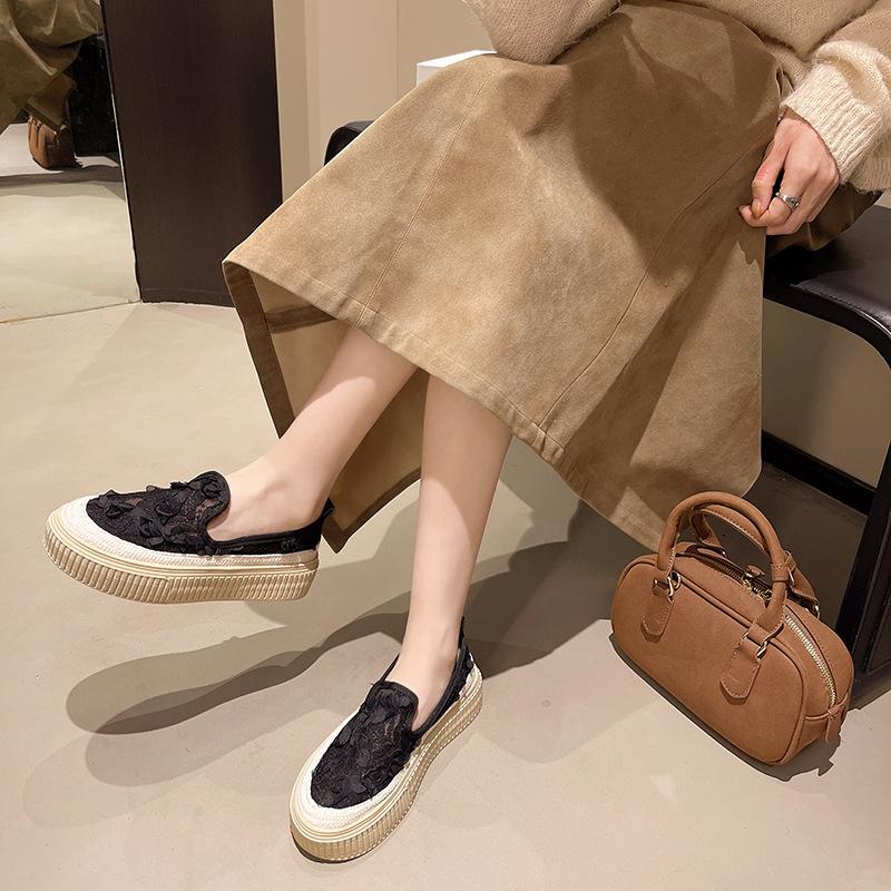 Mesh Thick-soled Fisherman Shoes Women's 2025 Summer New One-pedal Shoes Popular Single Shoes Not Tired Feet Breathable Board Shoes