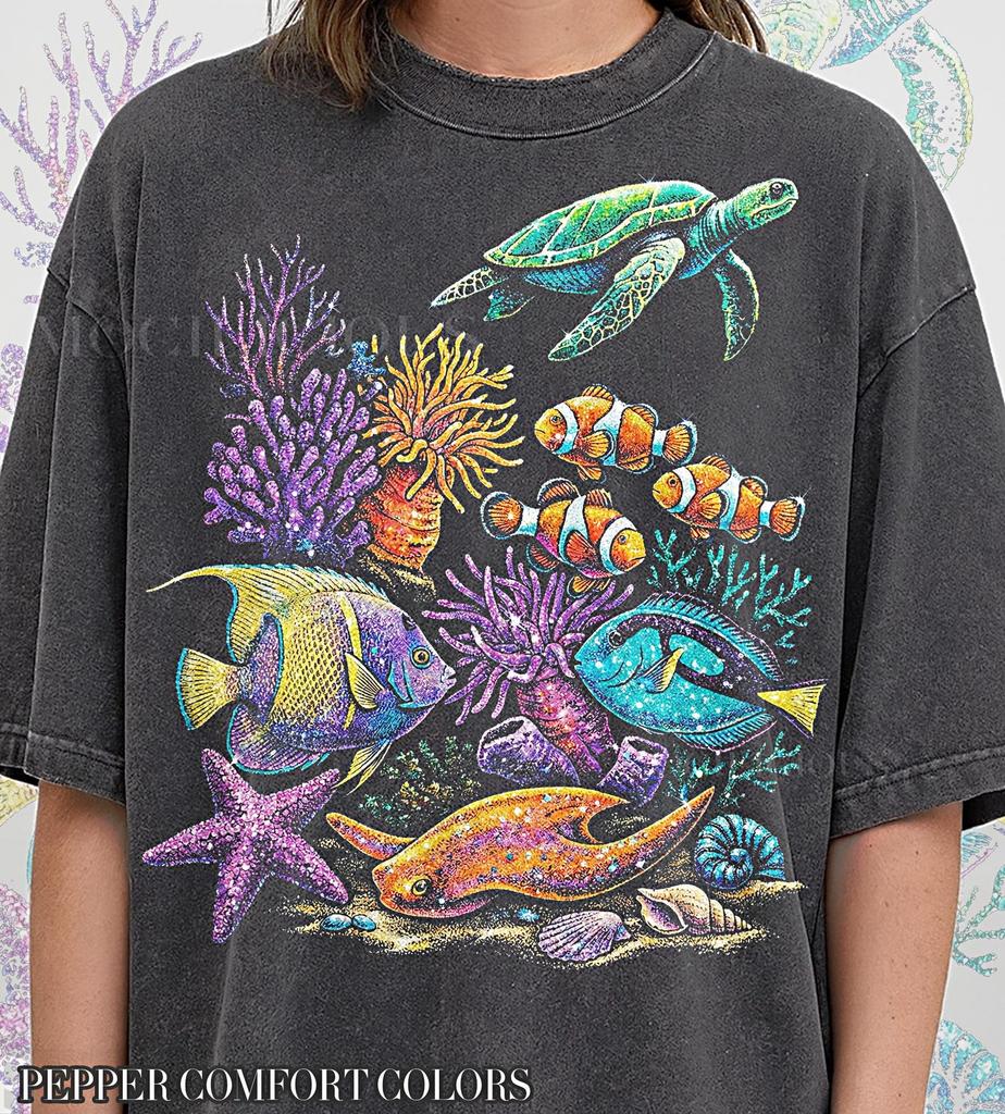 Vintage Ocean 90s Graphic Style Comfort Colors® Tshirt, Retro Sea Turtle Clownfish Tee, Marine Life Y2k Streetwear, Sparkle Aquarium Gift