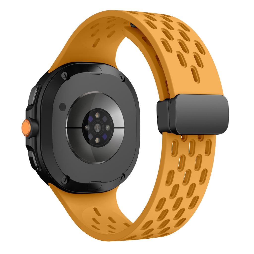 Breathable Silicone Strap for Samsung Galaxy Watch8 44mm/40mm/Watch8 Classic 46mm Multi Hole Magnetic Buckle Watch Band