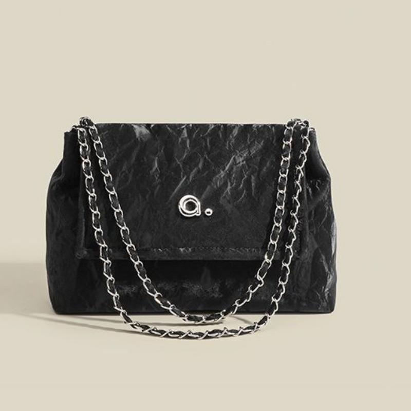 IELGY Niche Commuter Bag, Large-capacity Fashion Chain Tote Bag, Versatile Portable Shoulder Bag.