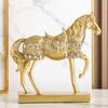 Golden Horse Statue Decoration, Country Carved Horse Statue Decoration Gift Table Resin Horse Statue Decoration Decoration