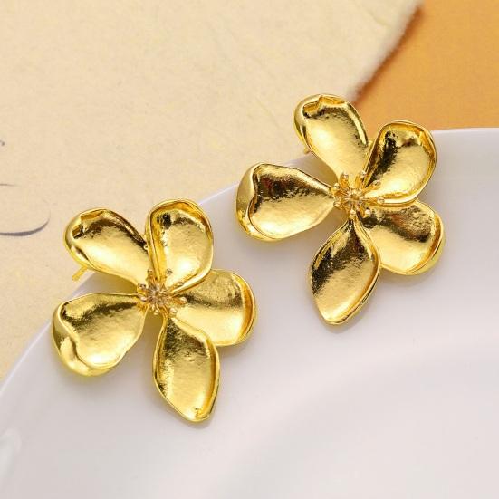 1 пара женских сережек-гвоздиков, золотые 3D-цветочные винтажные серьги-гвоздики, полированные сплавные легкие украшения для ушей для свиданий, выпускного вечера