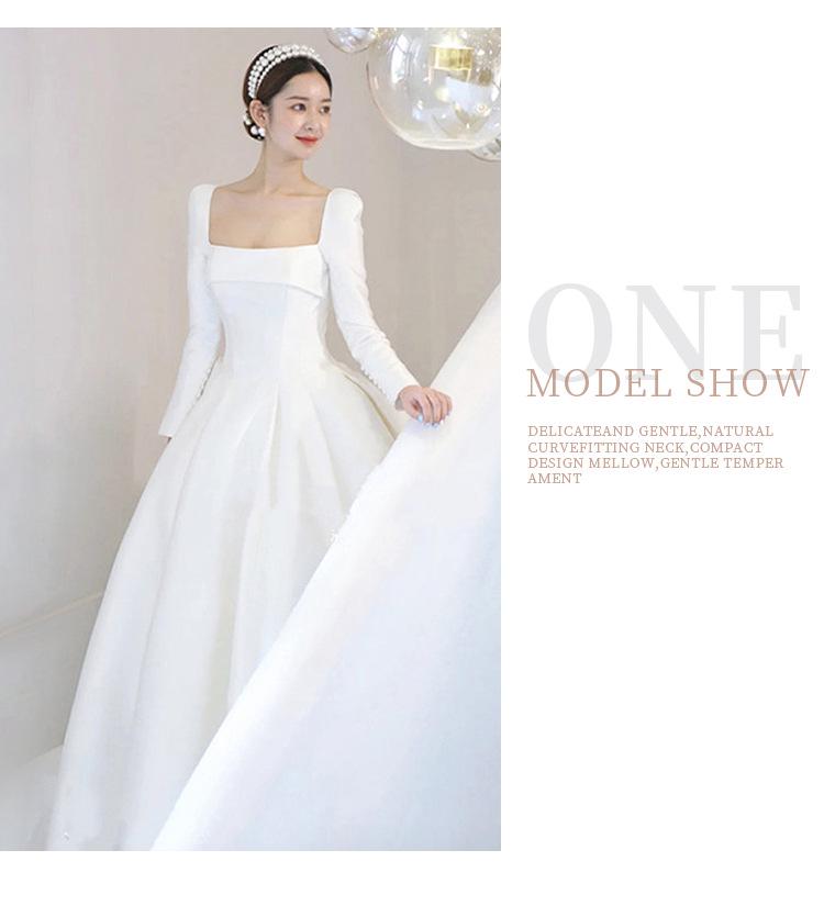 Элегантное атласное свадебное платье с длинными рукавами, шлейфом и закрытыми руками.