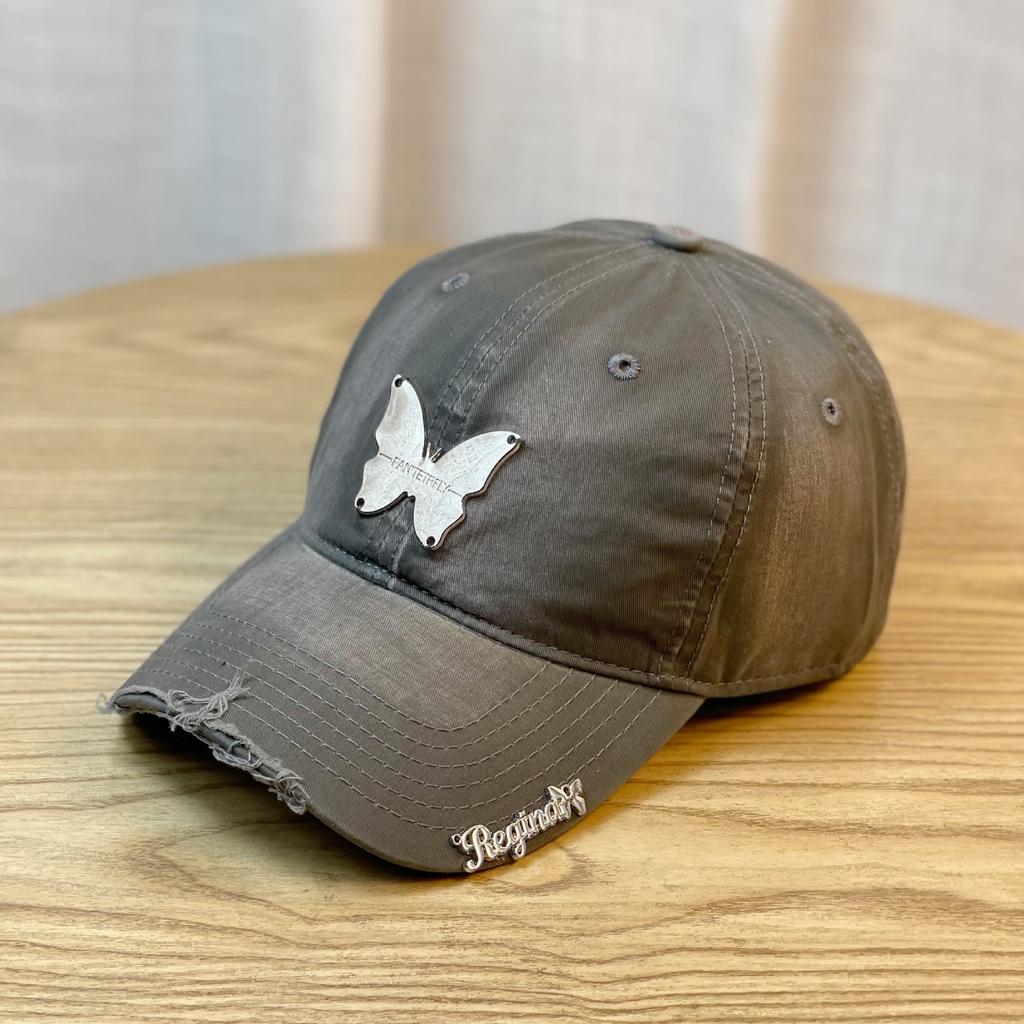 Gradient color hat for girls with butterfly decoration, niche duckbill cap, sweet and cool style, soft top baseball cap, large head circumference,