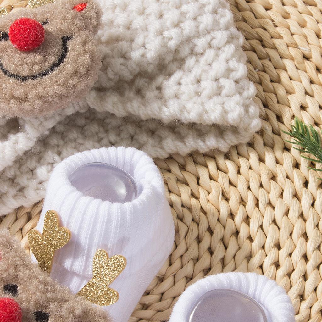 Autumn and Winter Two-Piece Set for Babies Knitted Headband and Socks Christmas Cartoon Design Comfortable Nylon Outfit