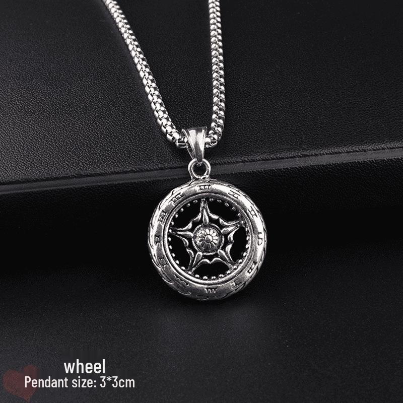 Men's Trendy Letter Necklace: Versatile Light Luxury Cuban Chain Choker