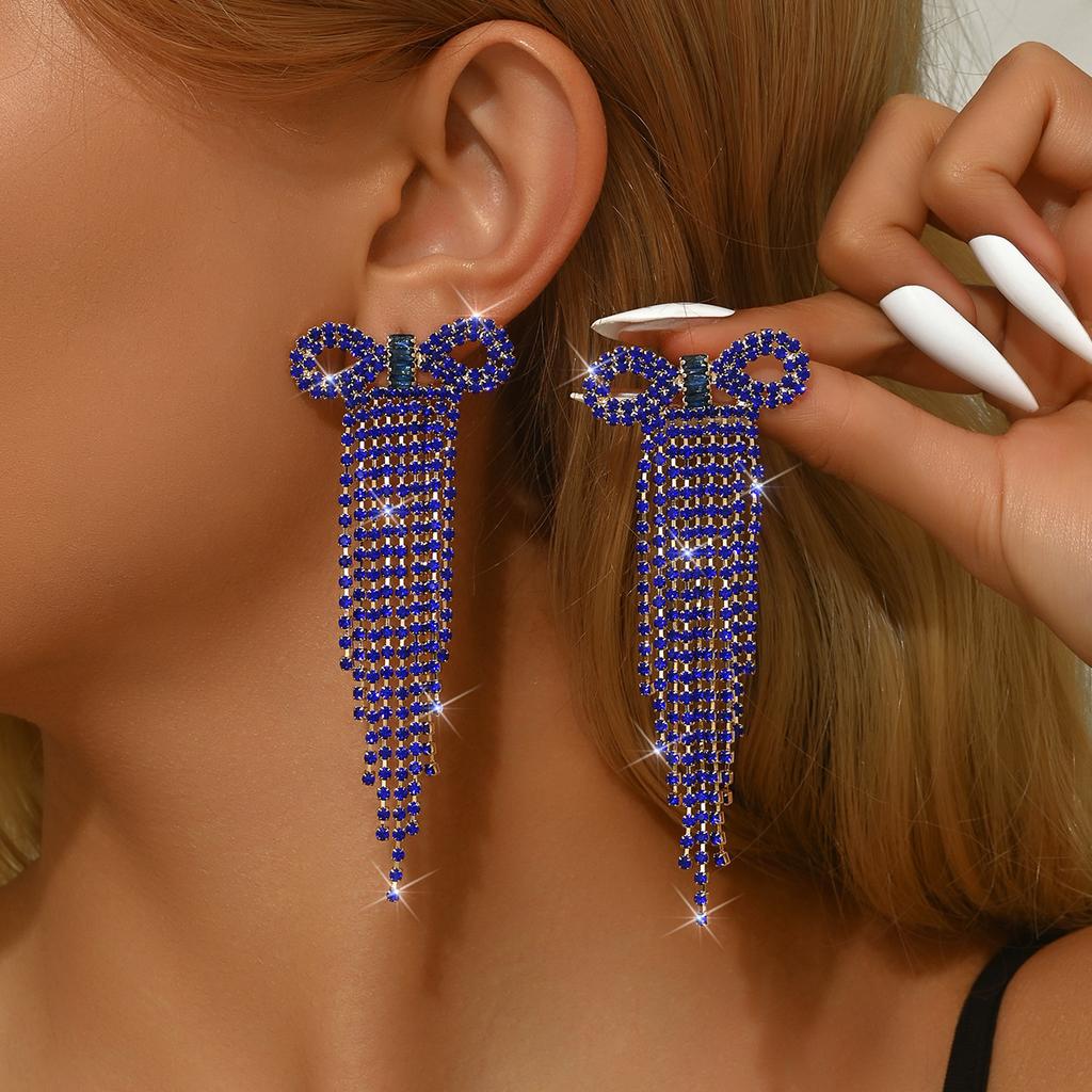 Серьги с кисточками из бриллиантов, высокочувственные, в стиле легкой роскоши, с персонализированным дизайном, подчеркивающие темперамент