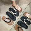 Internet Celebrities Pinch Their Feet Summer Wear Flat Bottom Ladies Flip-flops Seaside Beach New 2025 Fashion Non-slip Cool Slippers