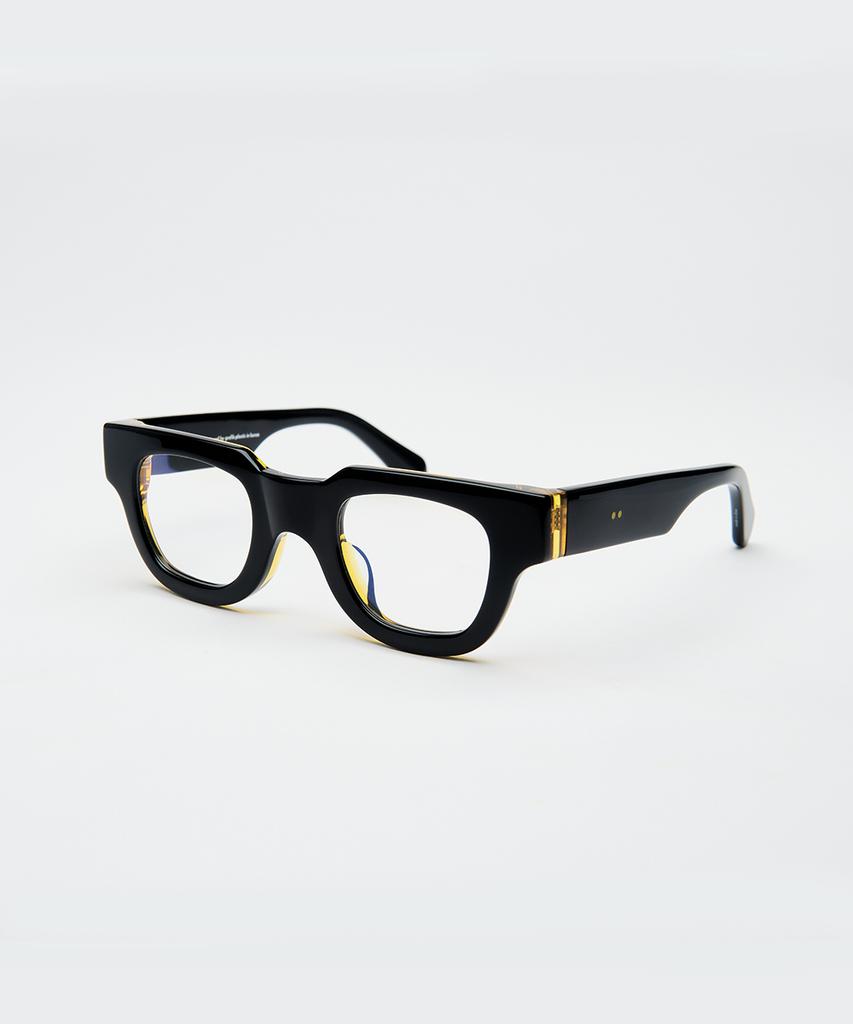 Geulapigpeullaseutig Moai 01_ Black Lemon
