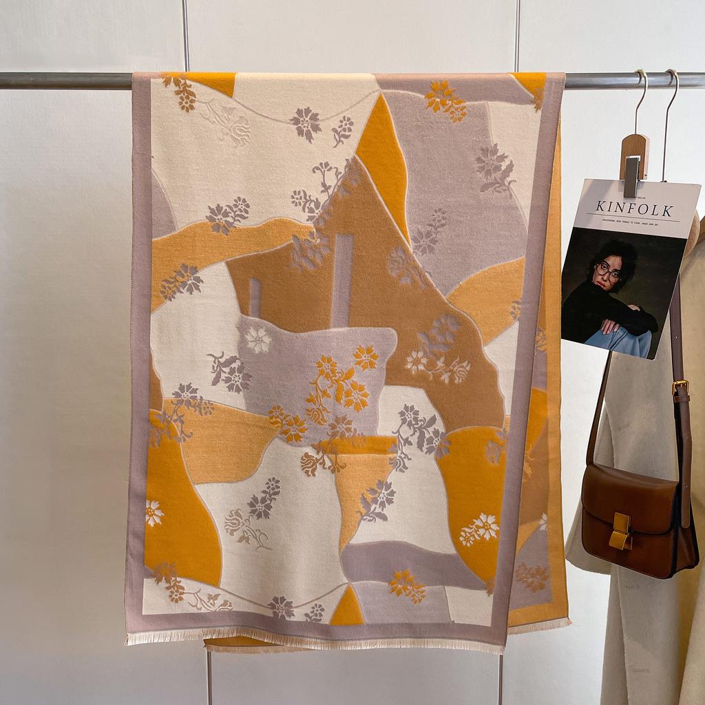 Printed Imitation Cashmere Scarf Women'S High-End Sense Plant Flower Warm Shawl Fashion Commuter Neck Protection Cold Scarf