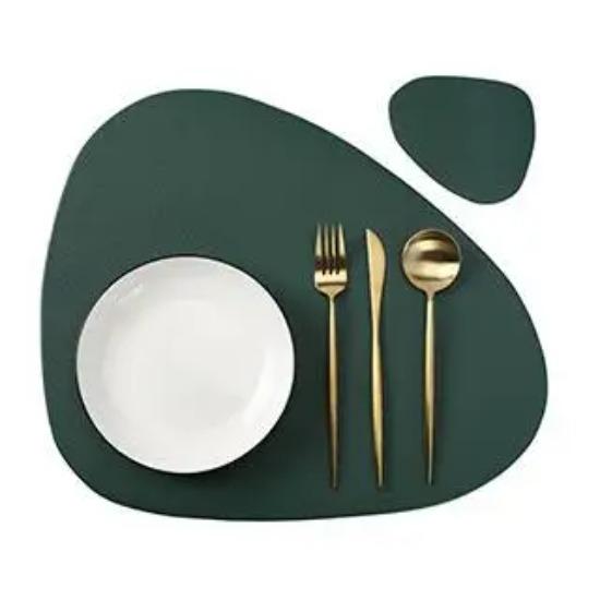 1/4/6 Sets Black Table Placemats and Coasters Oval Shaped Table Mats Pad Kitchen Accessories Place Mat for Indoor Outdoor