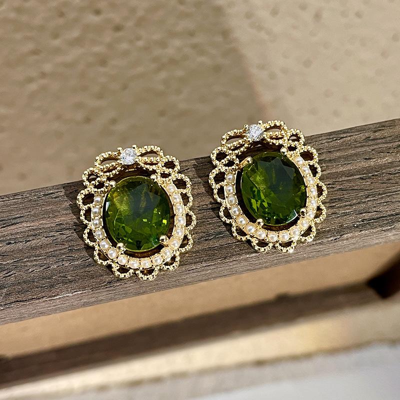 Классические серьги среднего размера для женщин и девочек с эмалью и цветком, серьги-клипсы, винтажные элегантные женские вечерние аксессуары для банкетов высокого класса, ювелирные изделия