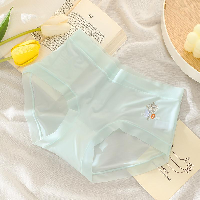 Women's Underwear Ice Silk Seamless Midwaist Antibacterial Girl Natural Feeling Thin Large Size Breathable Briefs for Women