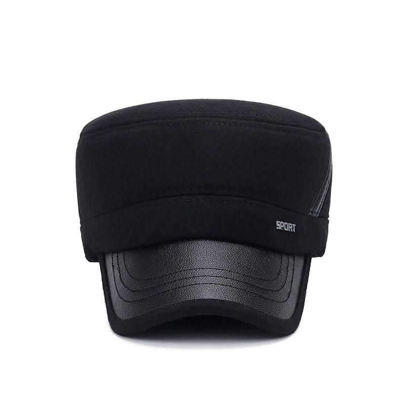 Мужская зимняя кепка с защитой для ушей