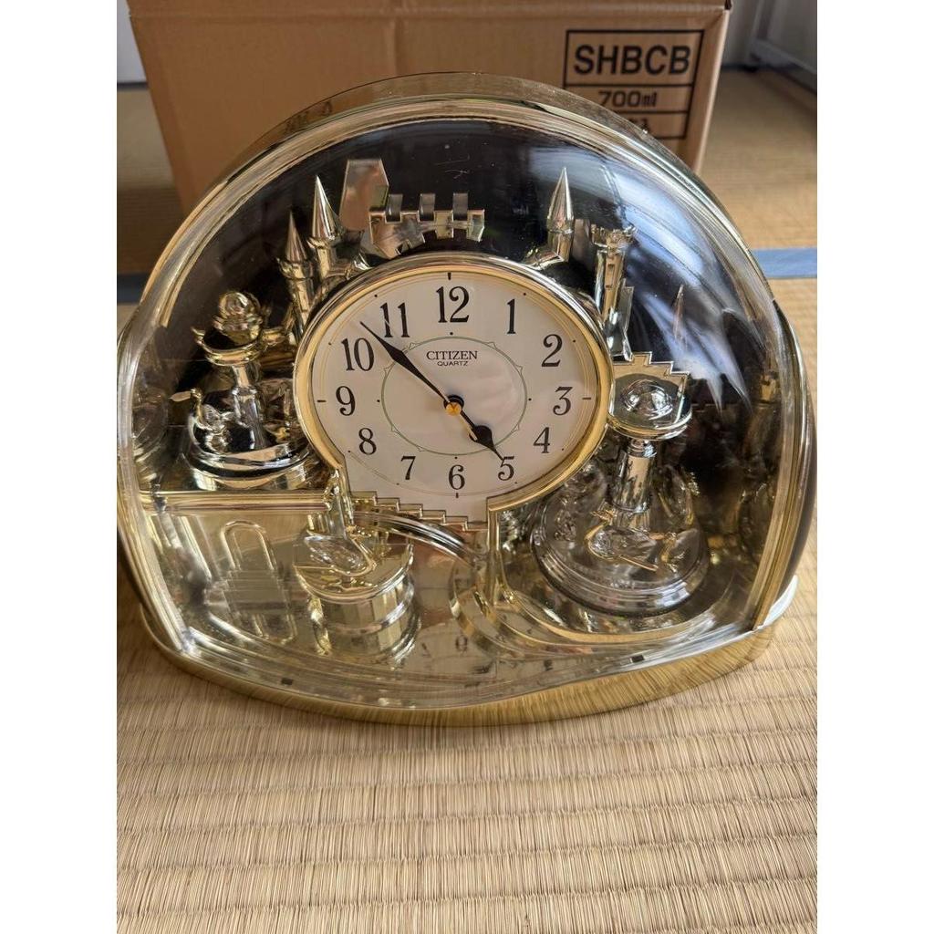 Used CITIZEN Citizen Table Clock Quartz Gold Retro Interior