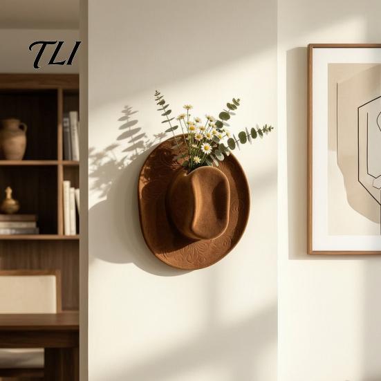 Creative Flower Holder Cowboy Hat Shaped Wall Mounted Vase, Western Retro Hanging Pot for Dried Artificial Flowers, Farmhouse Decor Planter