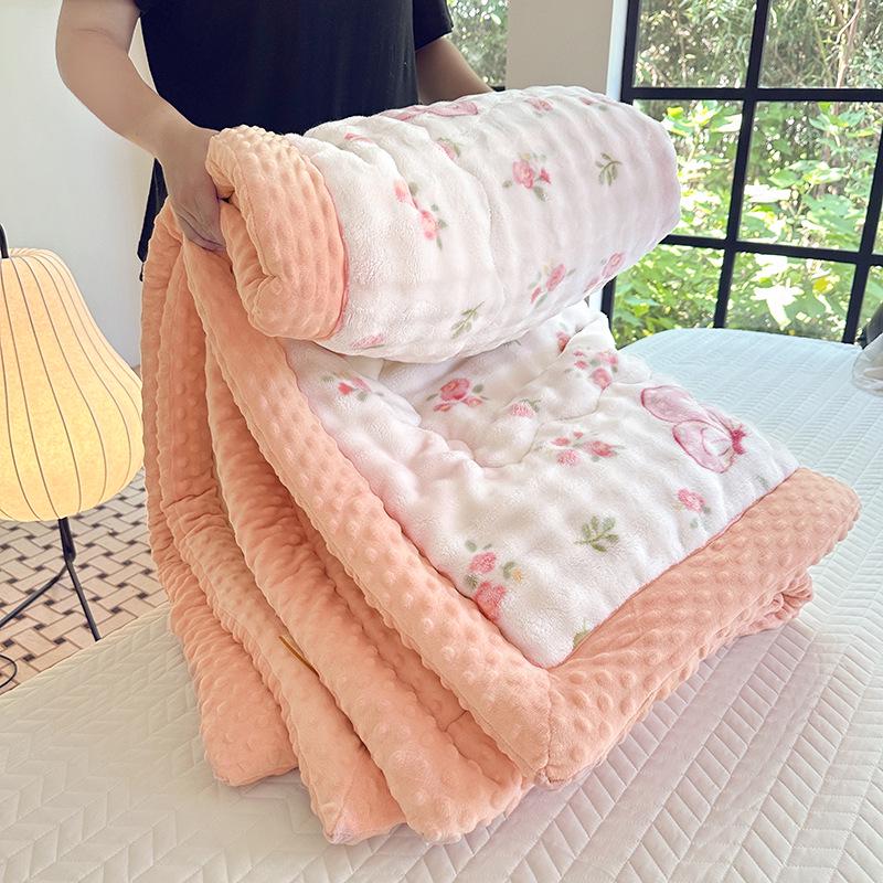 2025 Winter Imitation Rabbit Fur High-Weight Three-Layer Quilted Blanket