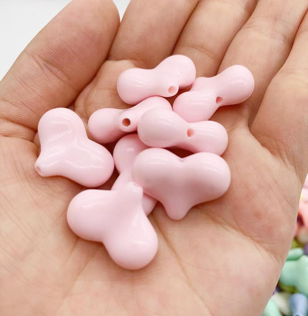 Акриловые бусины-макаруны в форме сердца для детских украшений своими руками