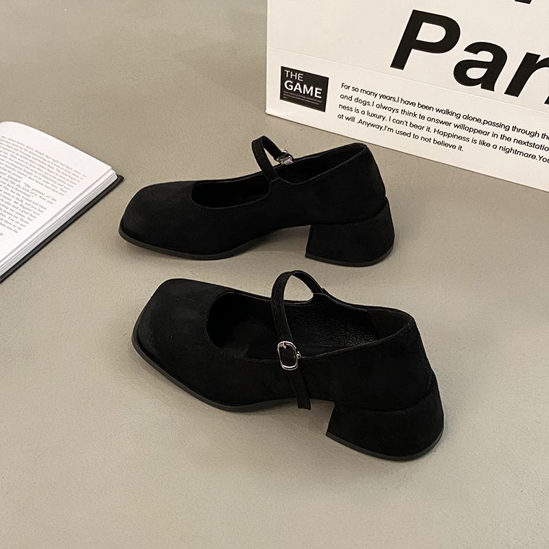 French retro high heels square head single shoes women's shoes 2025 new spring and autumn temperament evening Mary Jane shoes
