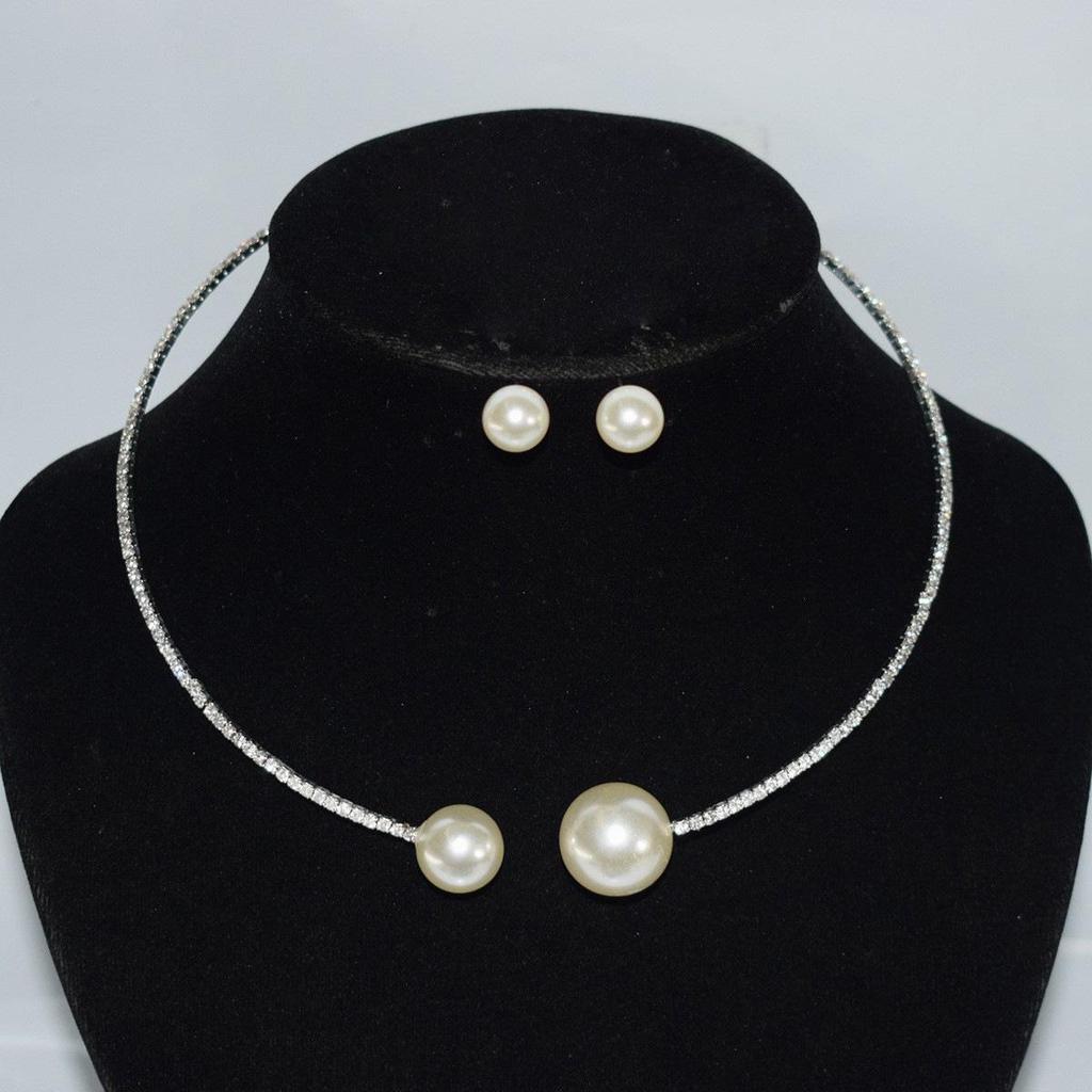 Gold-Plated Silver Women's Necklace & Bracelet Set with Pearls and Rhinestones