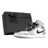 Jordan Air Jordan 1 Амортизация Нескользящая Износостойкая Средняя высота Винтажные Баскетбольные Кроссовки Мужские Белый Серый 554724-092(Team210-S-BOX)