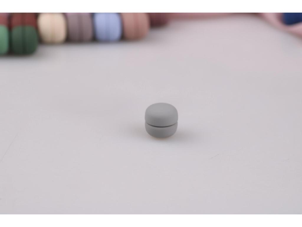 Магнитная брошь-зажим для шарфа «Макарон»: Не оставляющий следов, не повреждающий аксессуар для шали и головного платка.