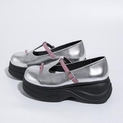 Женская обувь – Кроссовки