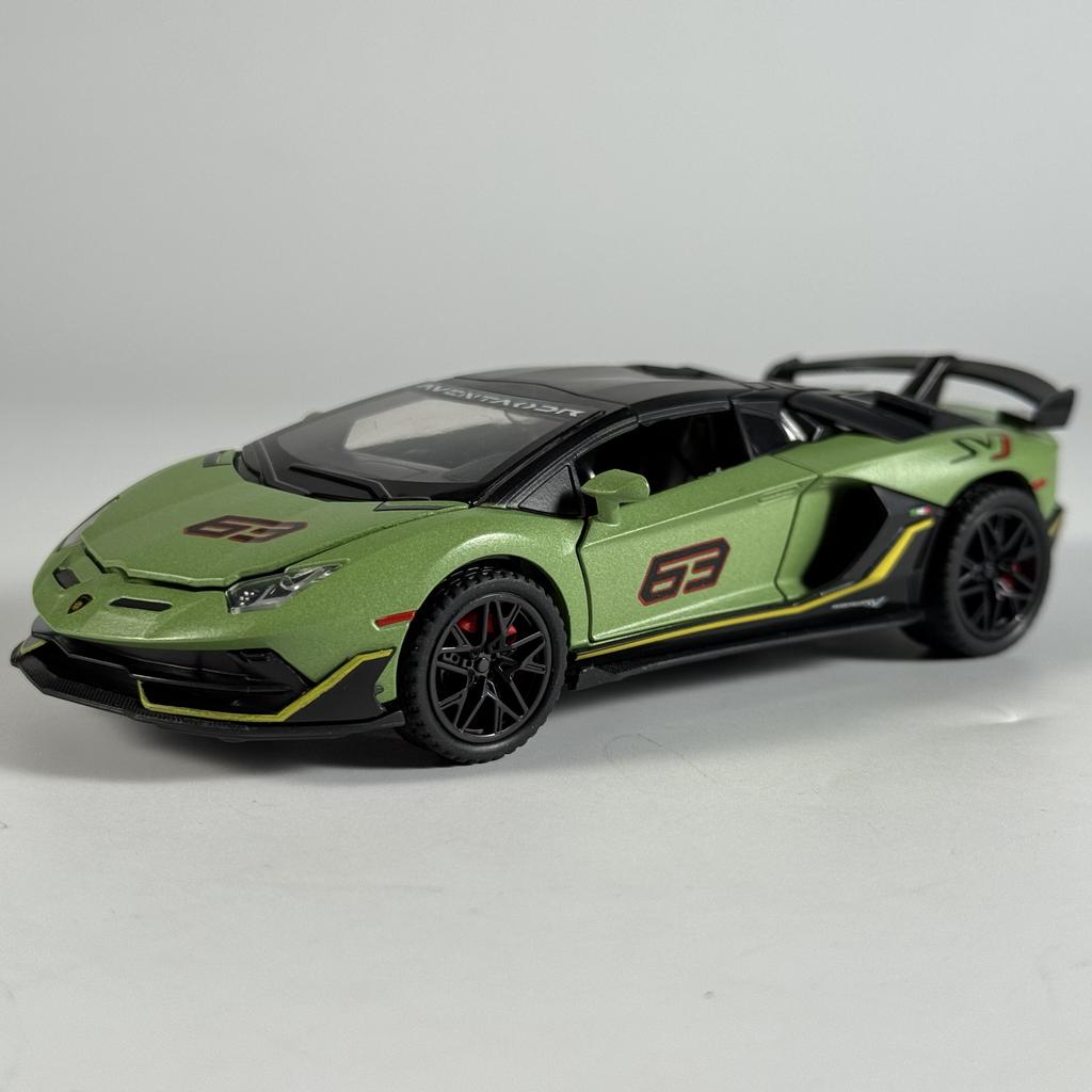 1:32 Aventador SVJ 63 Съемная Версия Суперспортивный Автомобиль Сплав Литье под Давлением Модель Автомобиля Домашние Модные Игрушки Украшения Рождественские Подарки Дети
