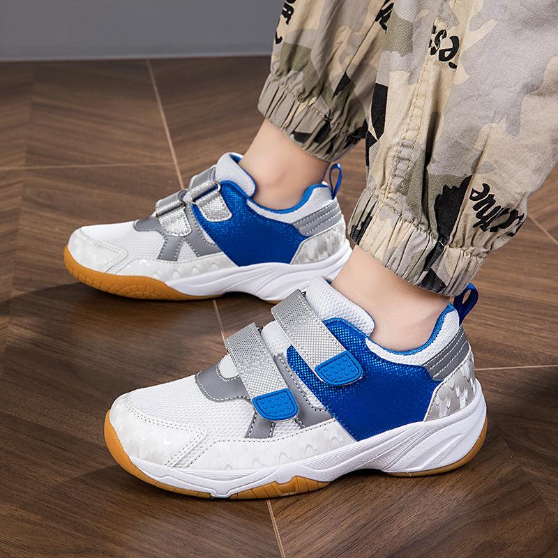 Новые детские бадминтонные кроссовки, летняя дышащая сетка, нескользящие износостойкие кроссовки для настольного тенниса, волейбола для учеников начальной и средней школы