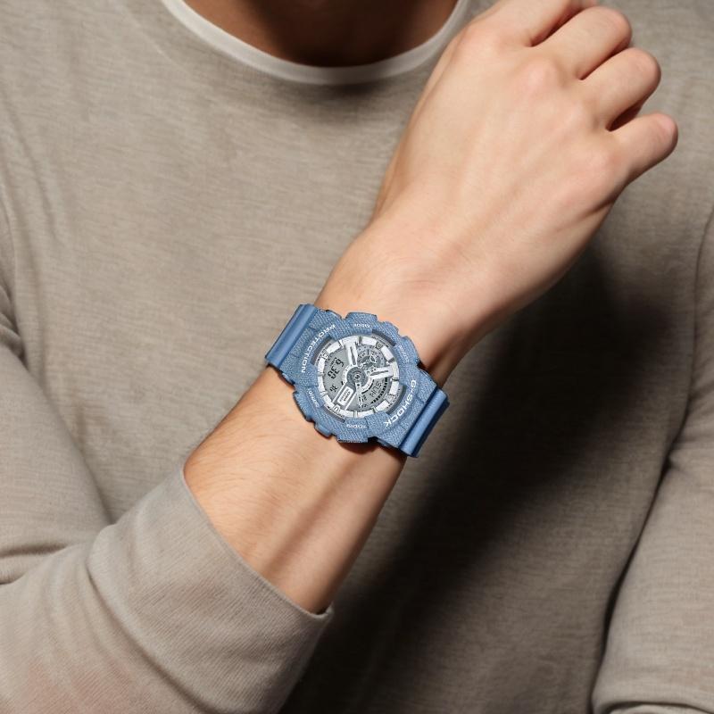 Casio Серия G-Shock GA-110 Серия 'Джинсовая Тема' Ударопрочный, Антимагнитный и Водонепроницаемый Механизм Кварцевый Механизм Ремешок из Смолы Японский GA-110DC-2A7PR