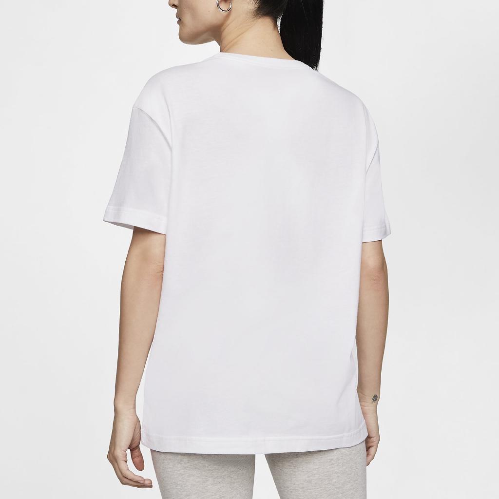 Nike T Shirts Women's White Crew Neck Moderate Straight Fit CU9700-100