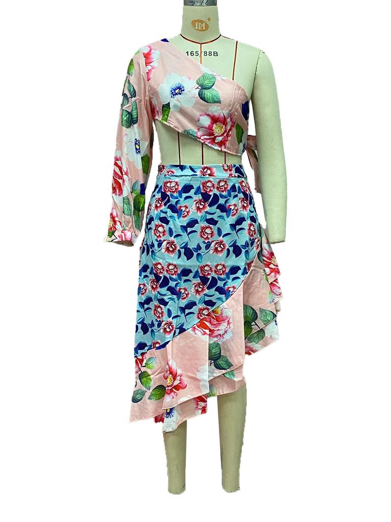 Асимметричное платье-труба с одним рукавом и принтом, с отстрочкой на талии