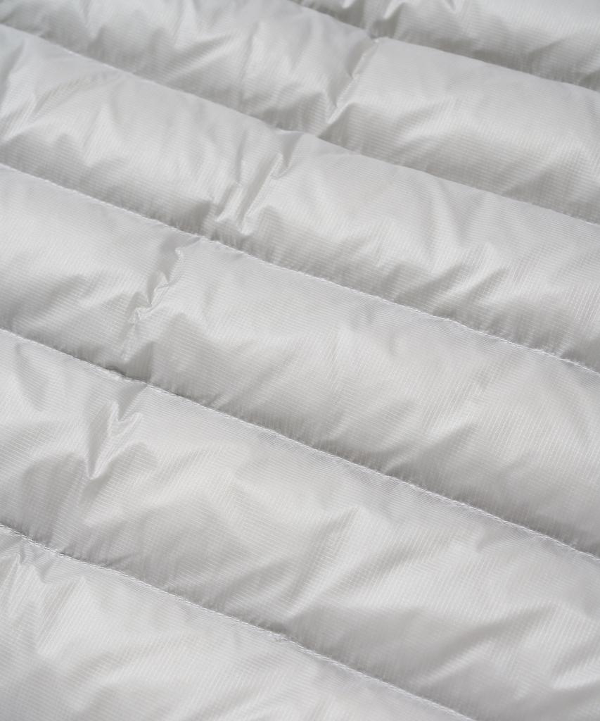 Куртка Lettercomo Shade Shell Light Down Puffer с наполнителем, светло-серая
