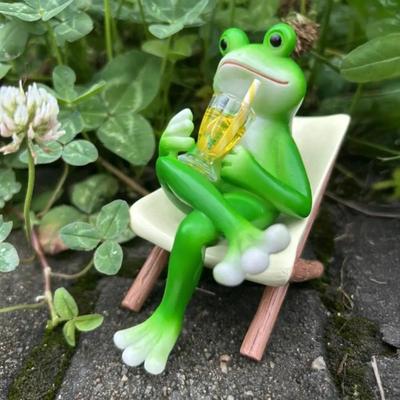 Креативная милая лягушка сидит на стуле скульптура смола ручная работа кресло-качалка статуэтка лягушки декоративная лягушка настольная фигурка садовый декор