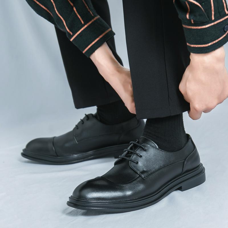 Классический бренд Мужские банкетные туфли Остроносые Модные броги Универсальные Ретро Коричневые Мужские кожаные деловые туфли Для работы