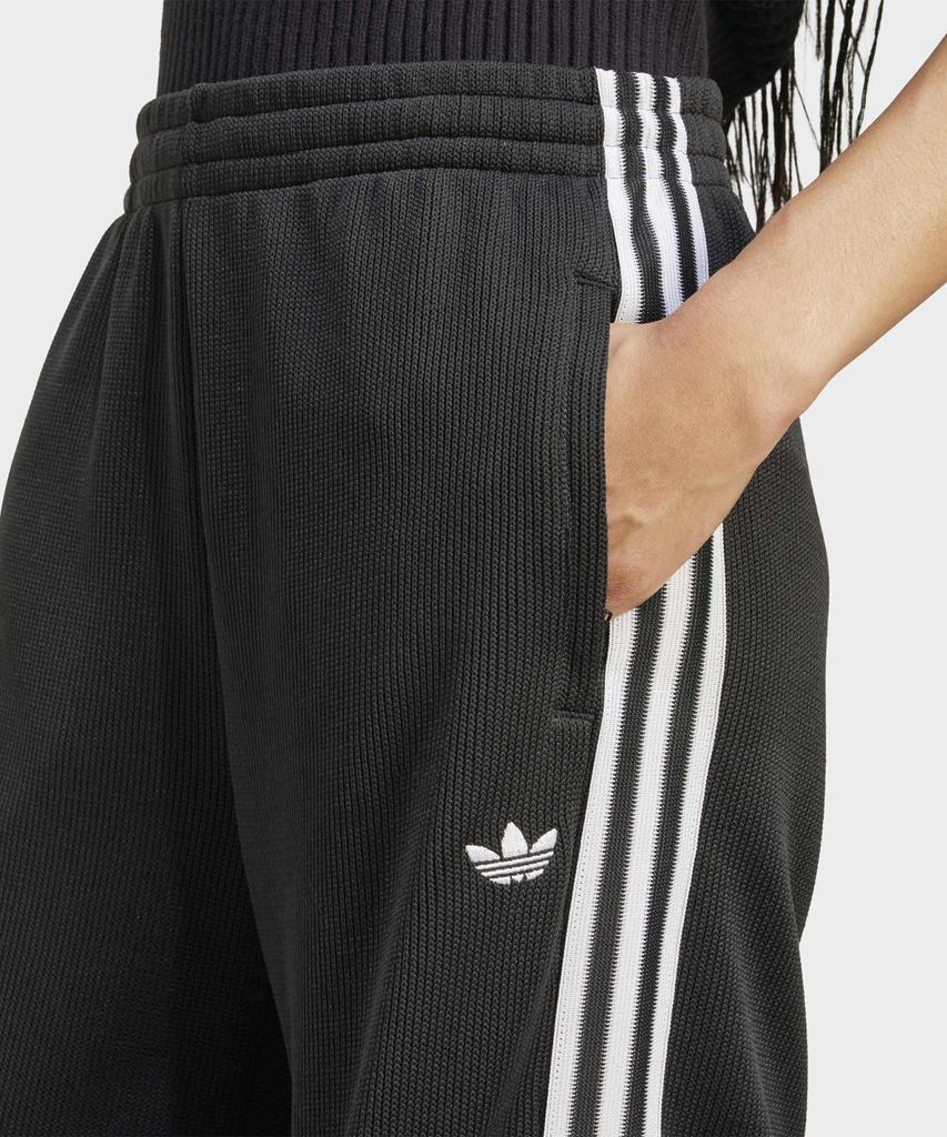 adidas Трикотажные брюки Firebird - Черный / Jv7525