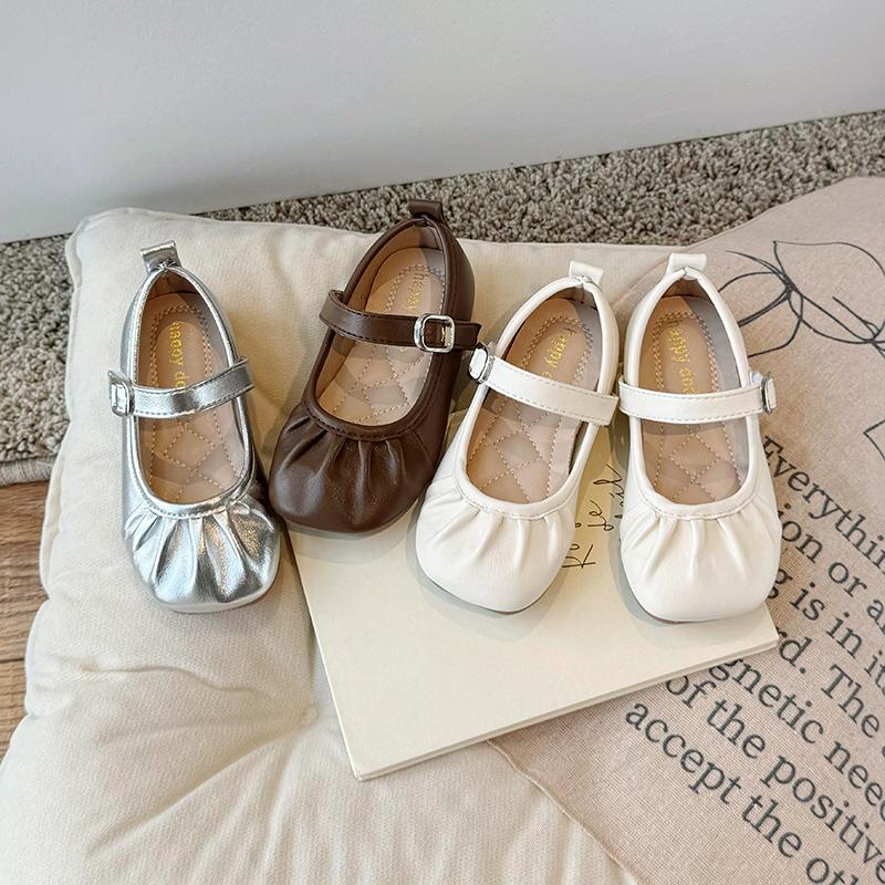 Обувь для девочек из кожи для вечеринки, свадьбы, детская обувь с мелкими складками, детские мокасины на плоской подошве, нескользящая обувь 2024 года, осень-весна