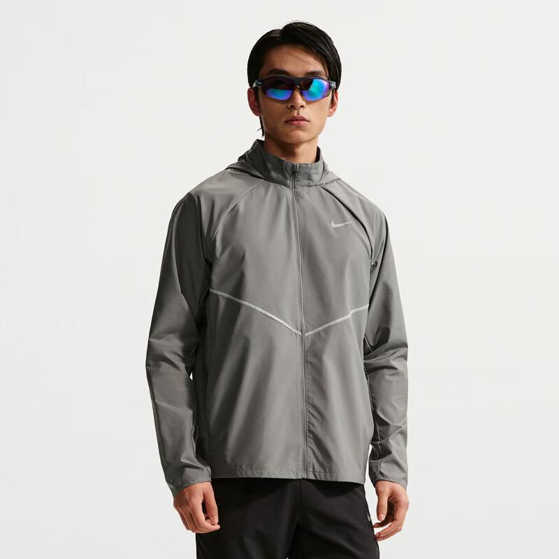Nike Мужская тканая ветровка с капюшоном IF2370