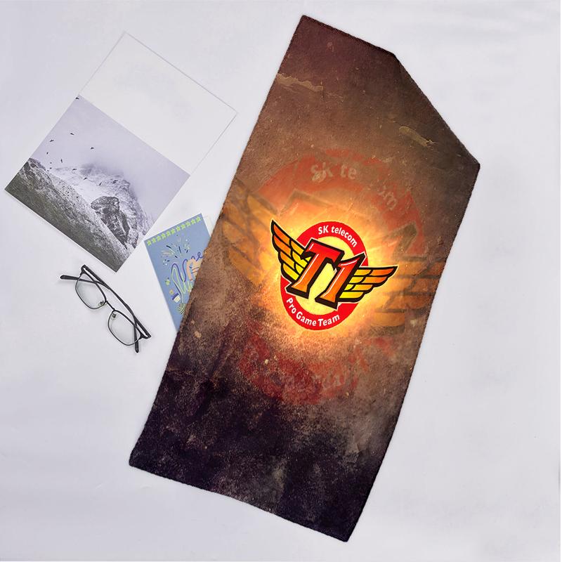 T1 Fashion Beach Towel: Ideal for Summer Adventures Soft, absorbent and quick drying suitable for swimming and bathing